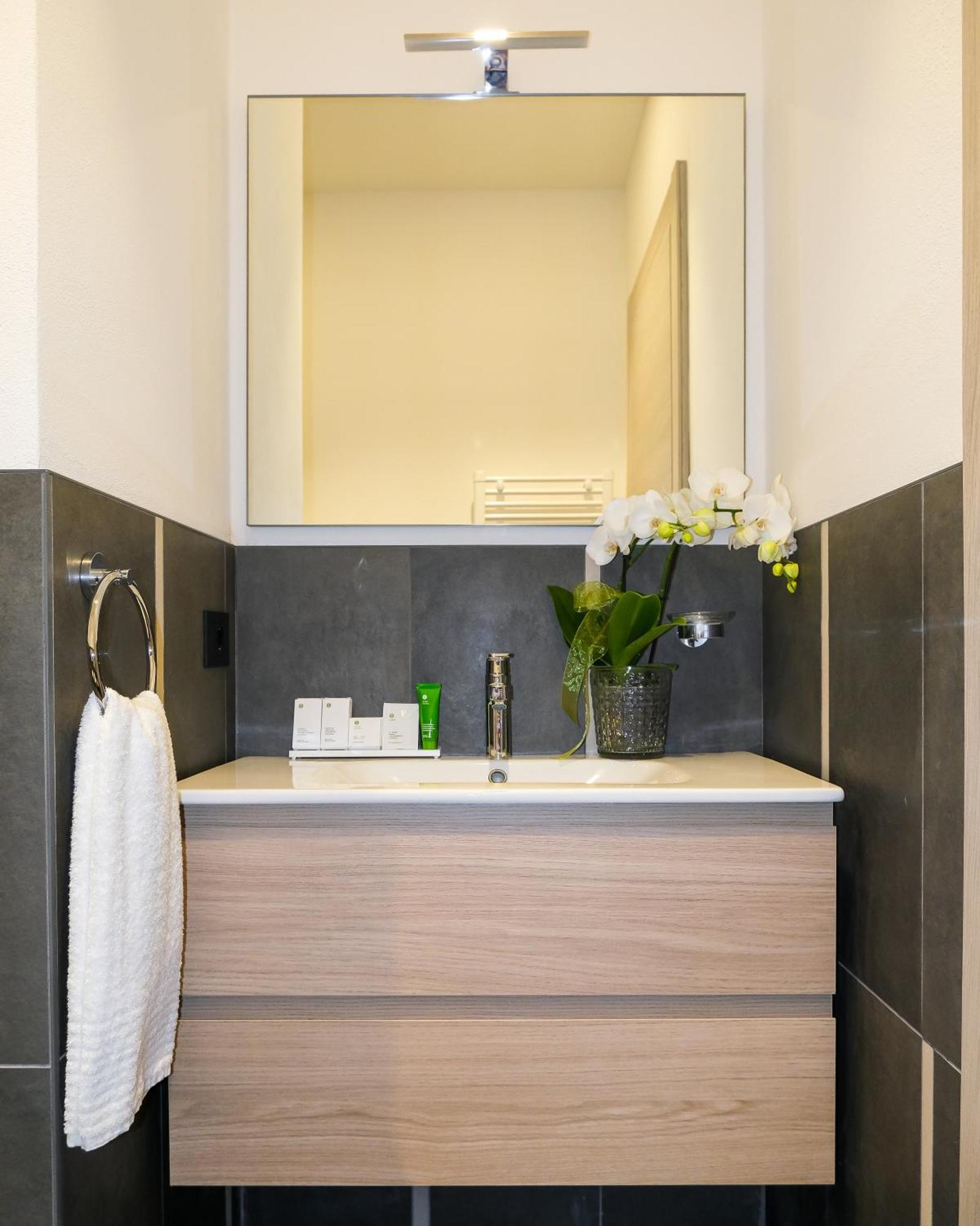 Emerald Green Residence Caldiero ภายนอก รูปภาพ